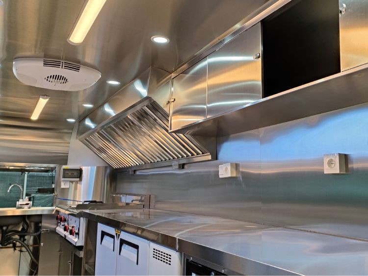 Food-Truck-Inside